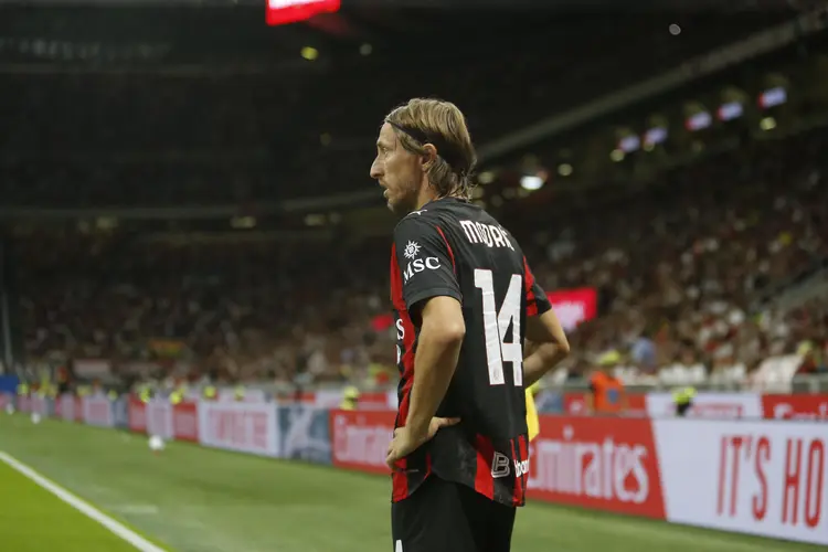 哥伦比亚横扫马德里竞技,莫德里奇送出助攻 哥伦比亚横扫马德里竞技,莫德里奇送出助攻