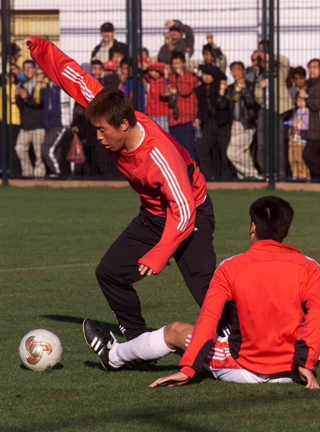 爆冷!冰球强队意外出局震惊全场 爆冷!冰球强队意外出局震惊全场