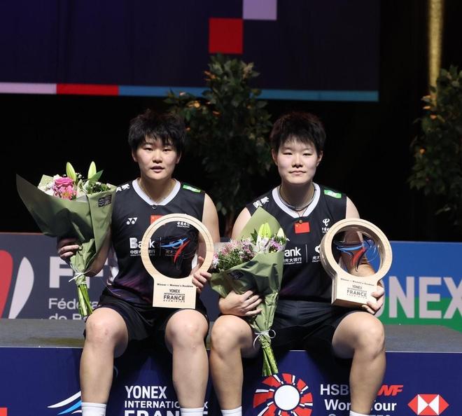 日本队鏖战法国队,陈雨菲带队取胜 日本队鏖战法国队,陈雨菲带队取胜