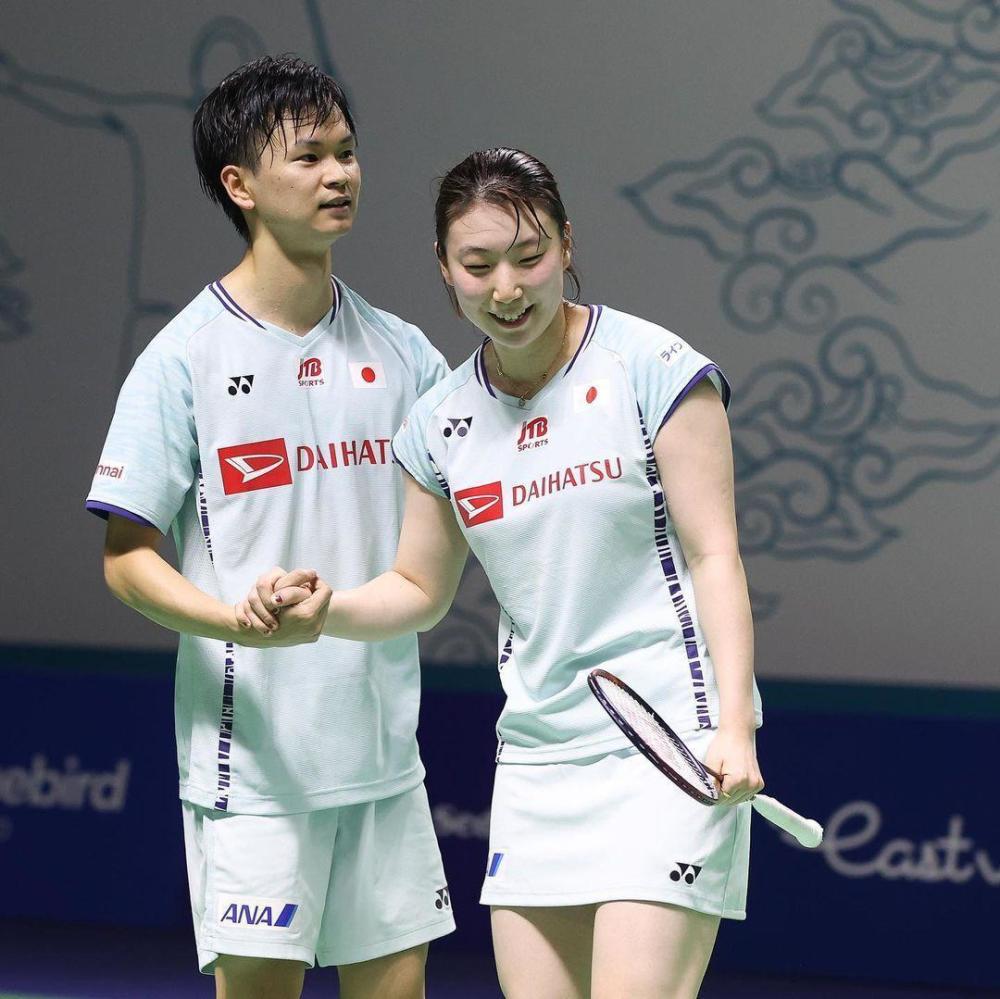 爱游戏官方入口-中国队碾压韩国队，黄鸭组合状态火热