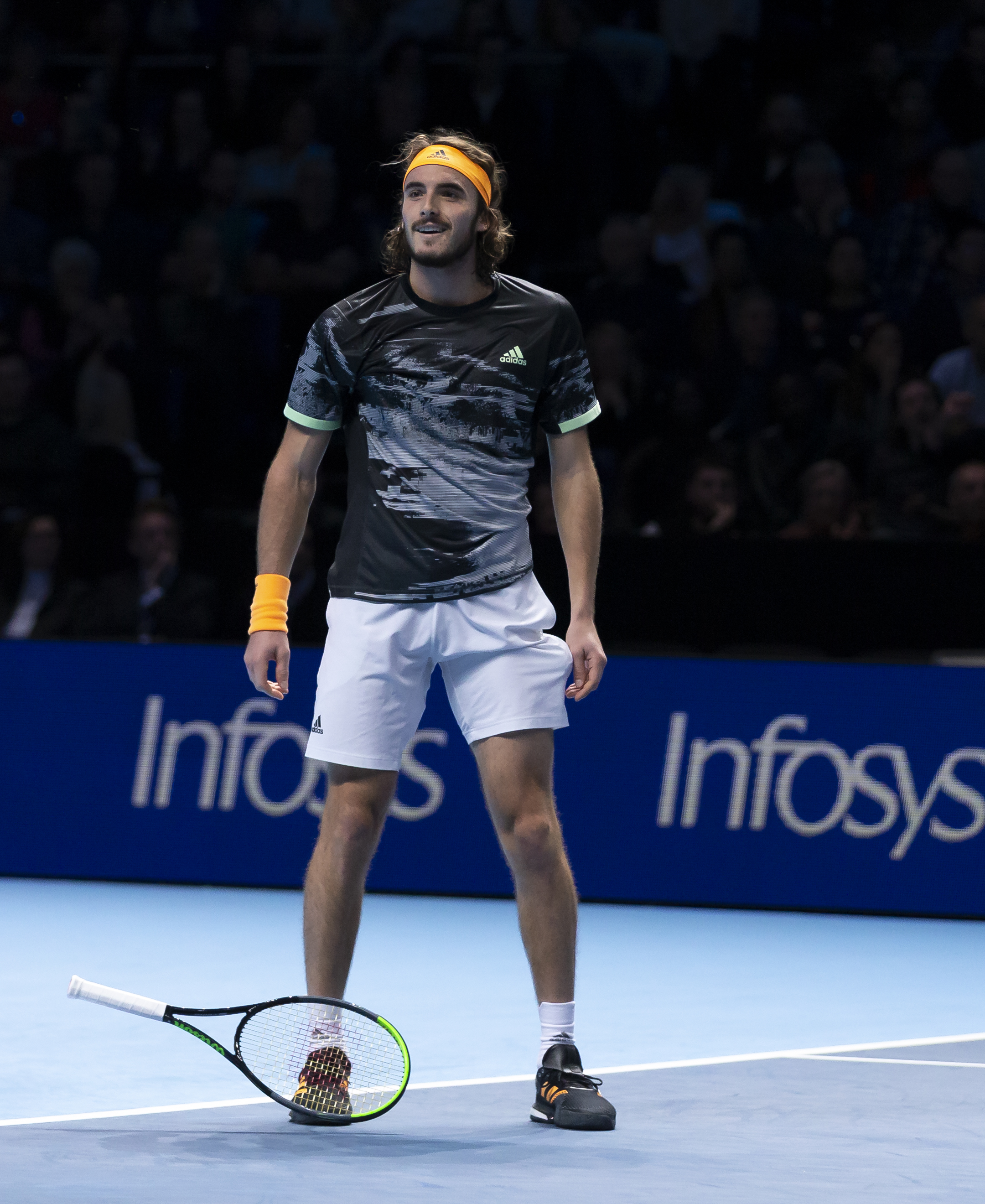 戴维斯杯轻取拉沃尔杯，西西帕斯带队取胜