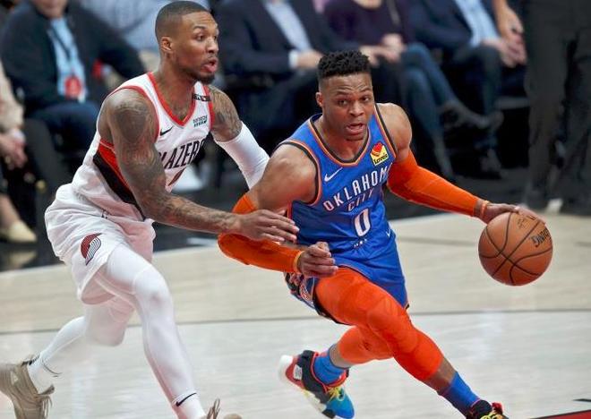 国王翻盘山东队，利拉德统治全场