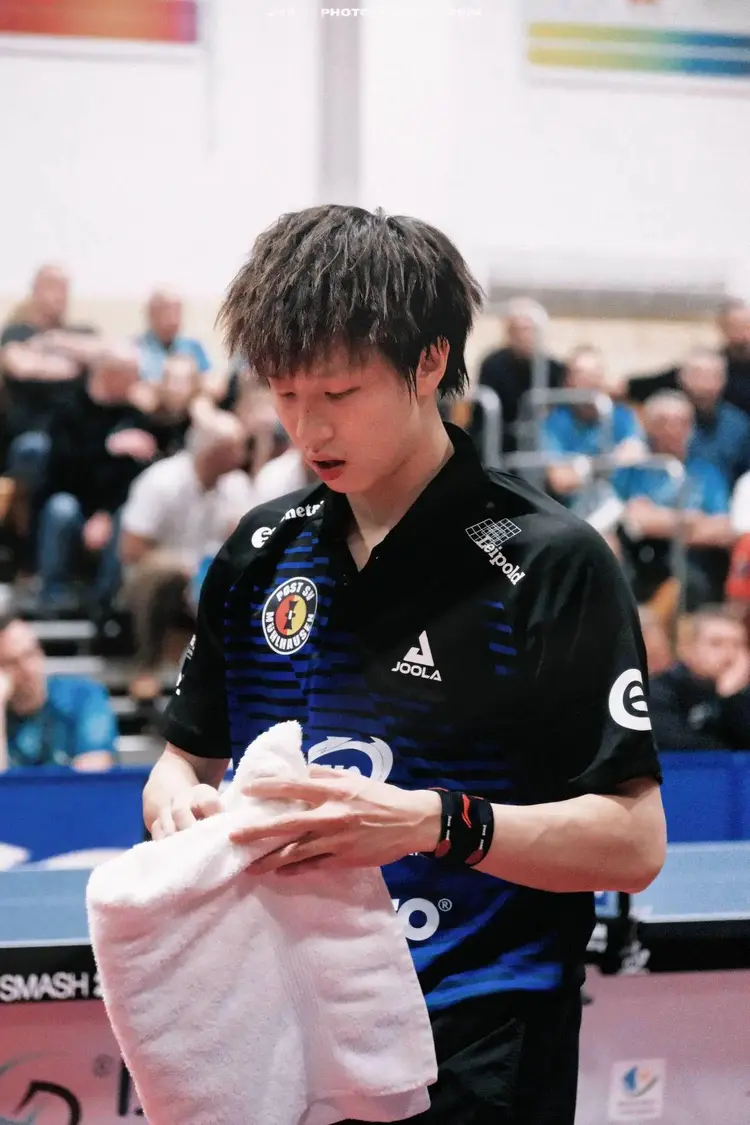 奥地利队绝杀德国队,林高远扛起全队 奥地利队绝杀德国队,林高远扛起全队