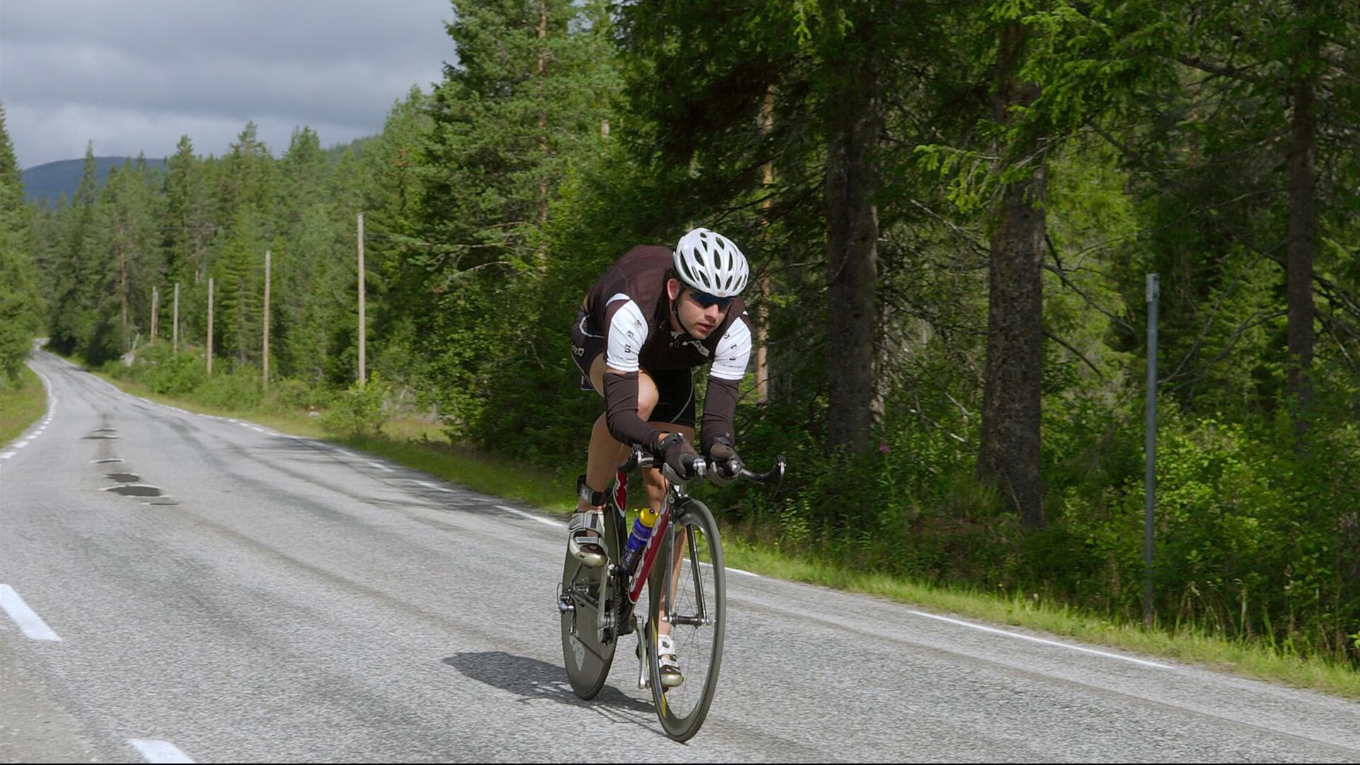 孤胆英雄马龙！奥地利绝境爆发掀翻卫冕冠军，谁说奇迹不能亲手创造？